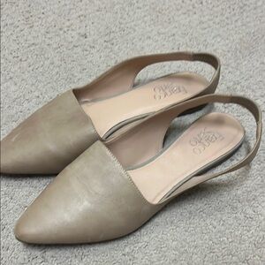 Franco Sarto Women's Beige Slingback Flats